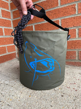 Load image into Gallery viewer, NEW Catfish Pro Collapsible Water Bucket 10ltr