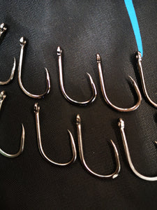 Owner B-94BC Instant Hook Fishing Hooks – Black Chrome Finish, Size 1/0, Sharp Penetration For Worm & Sweep Hooking