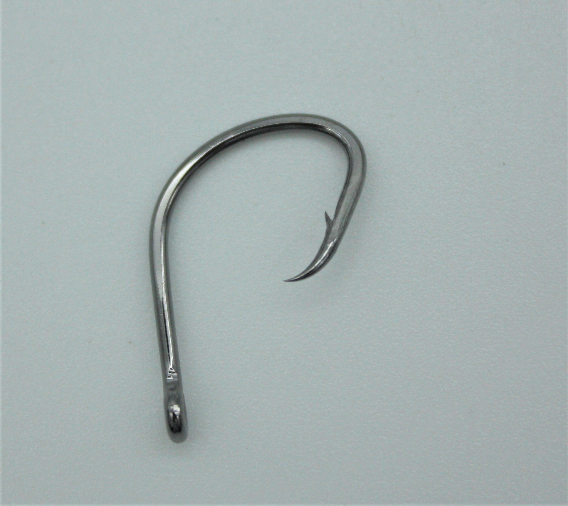 boss kat catfish circle hooks size 8/0 black nickel daiichi