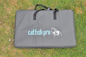 Catfish/Predator Unhooking Mat with Flap and Stink Bag